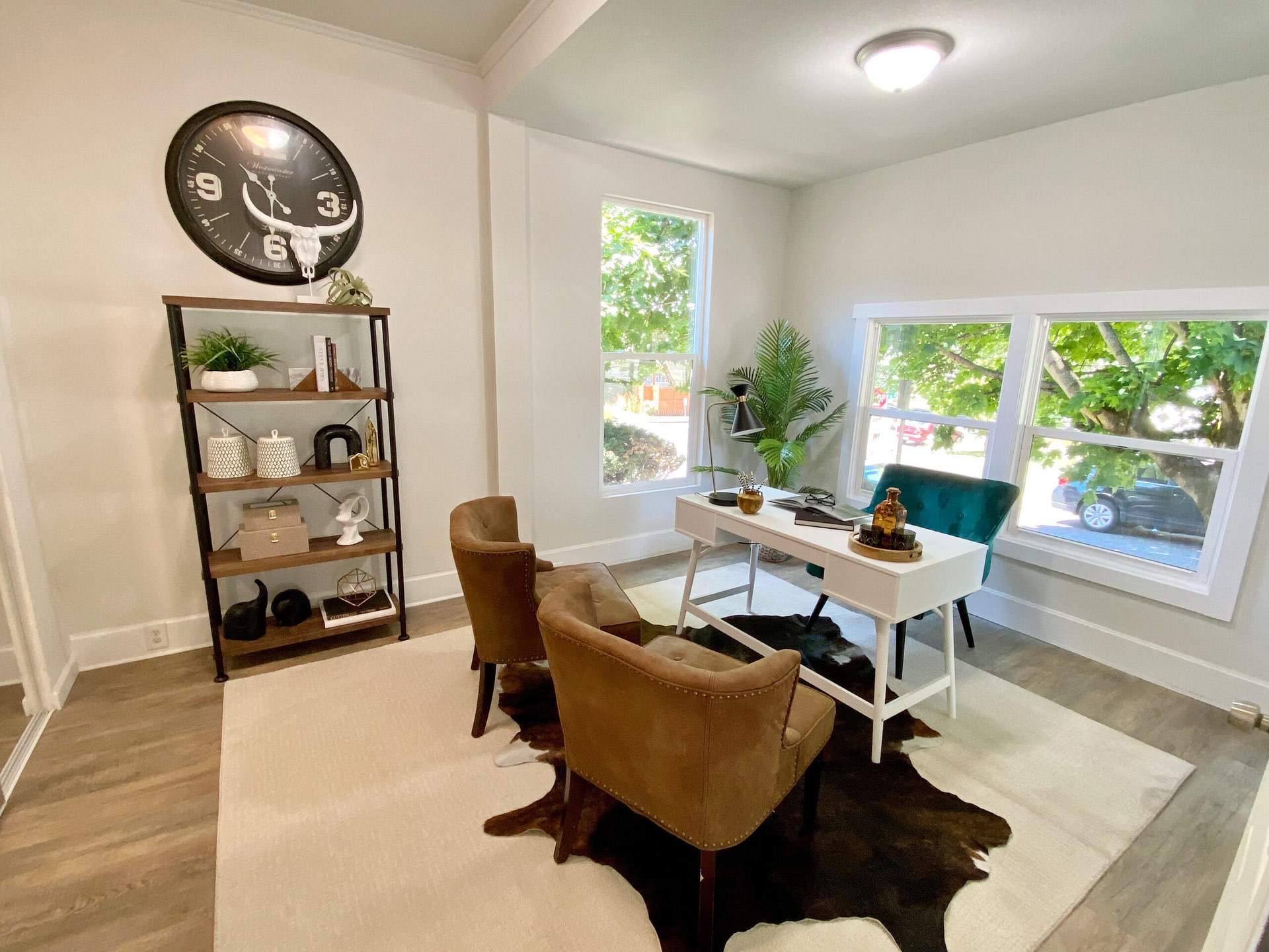 University District, Seattle - Executive Office After Staging